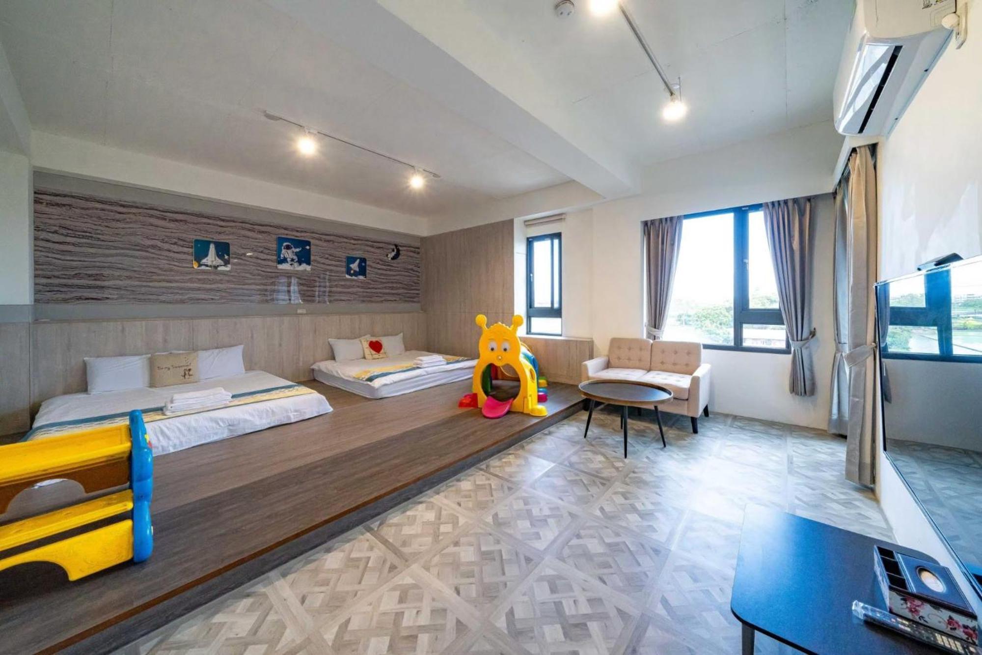 Namek Guesthouse Luodong Bagian luar foto